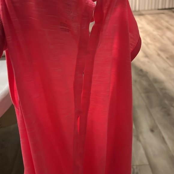 Balance collection bright pink workout top. Very breatheable with back opening - Picture 3 of 4